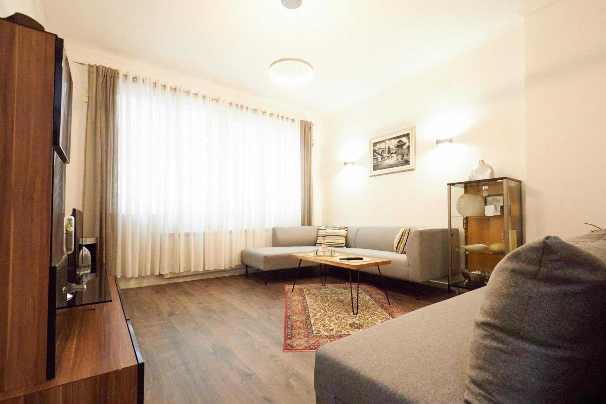 Old Town Elegance Sarajevo Apartment Екстериор снимка