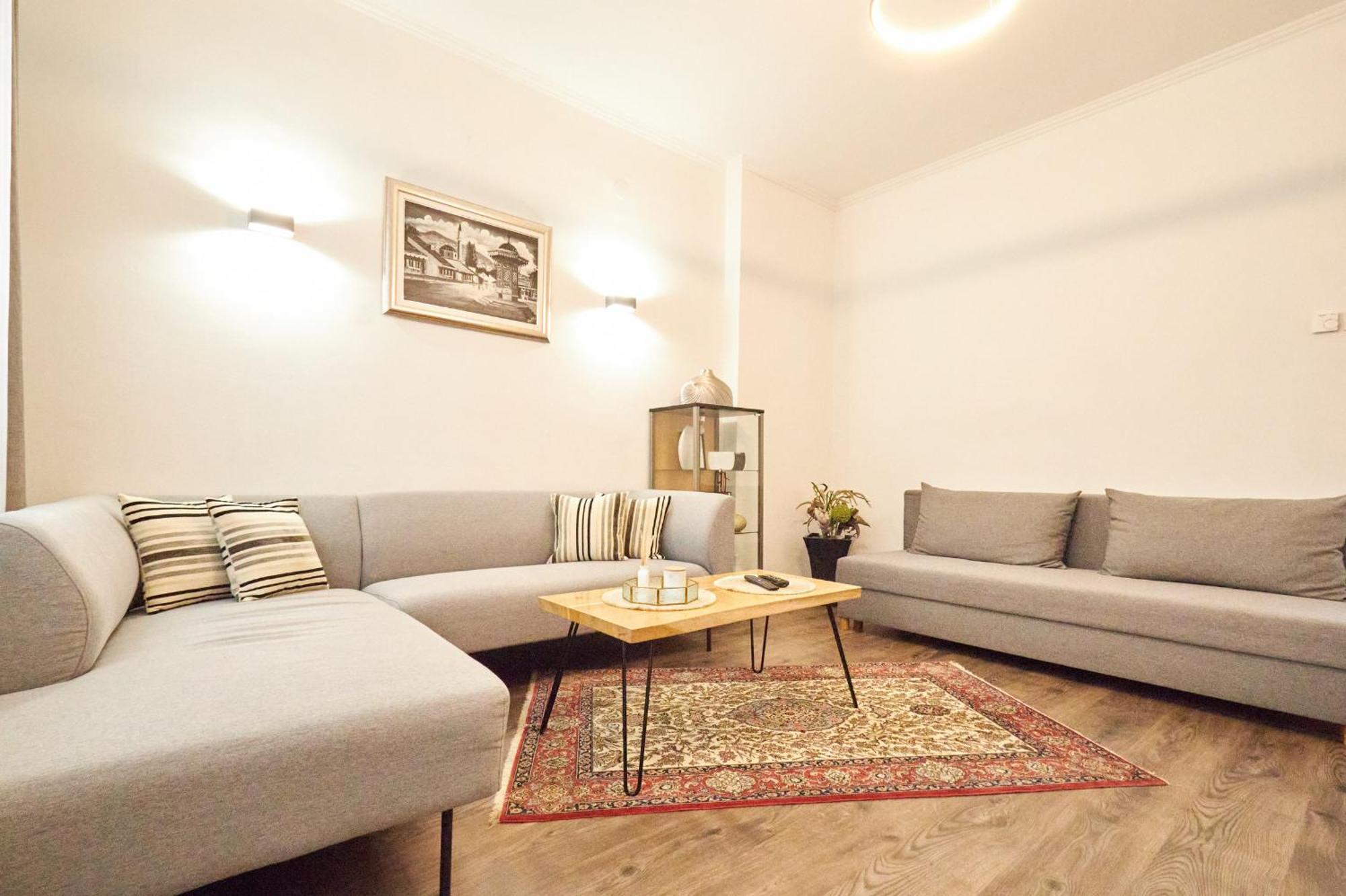 Old Town Elegance Sarajevo Apartment Екстериор снимка